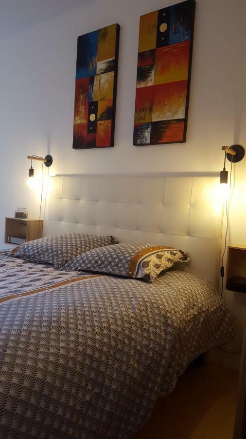 Apartamento Votre Escale - Le Globe Trotteur Niort Exterior foto